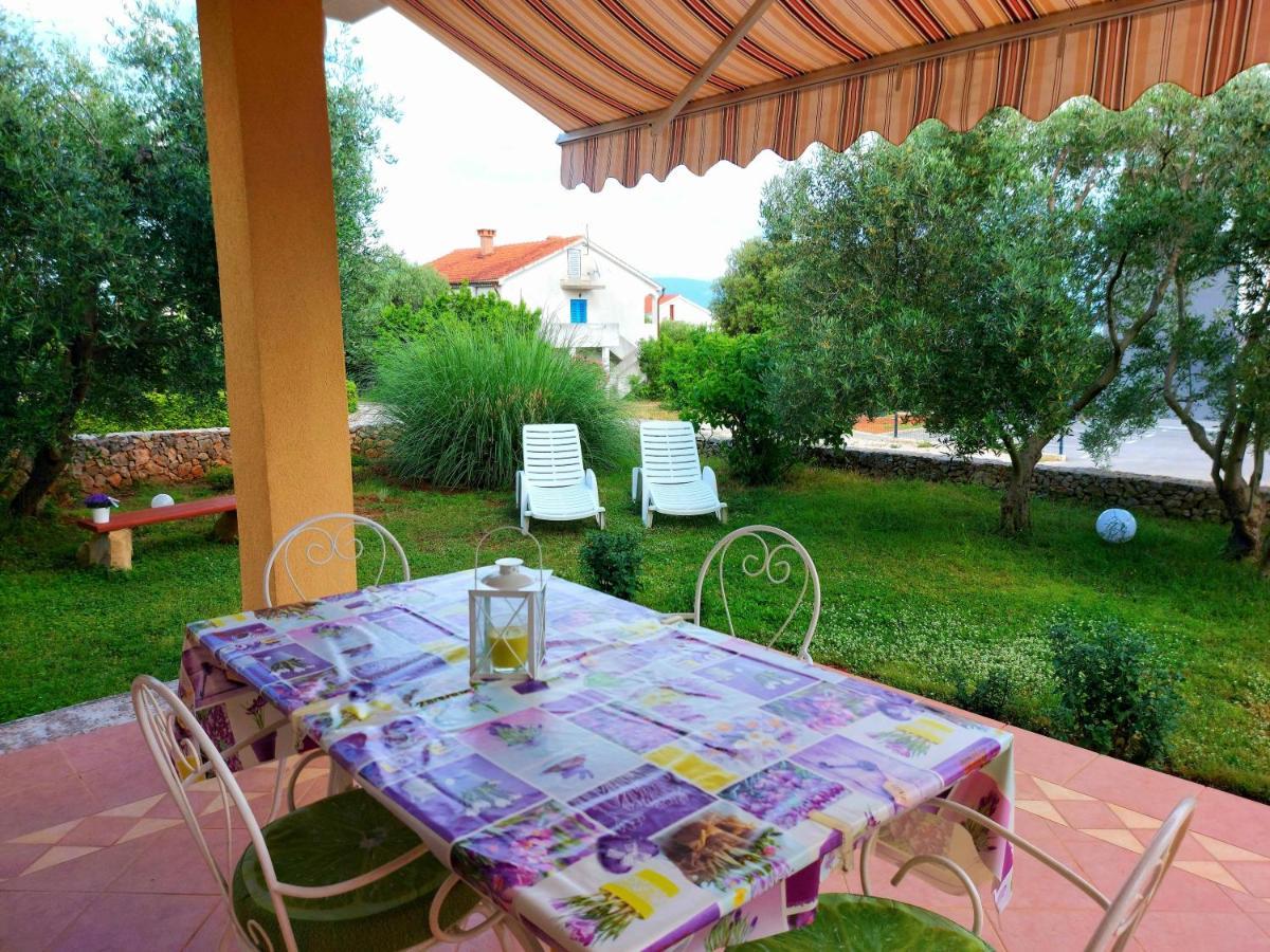 Apartmani Olea Krk Крк Екстер'єр фото