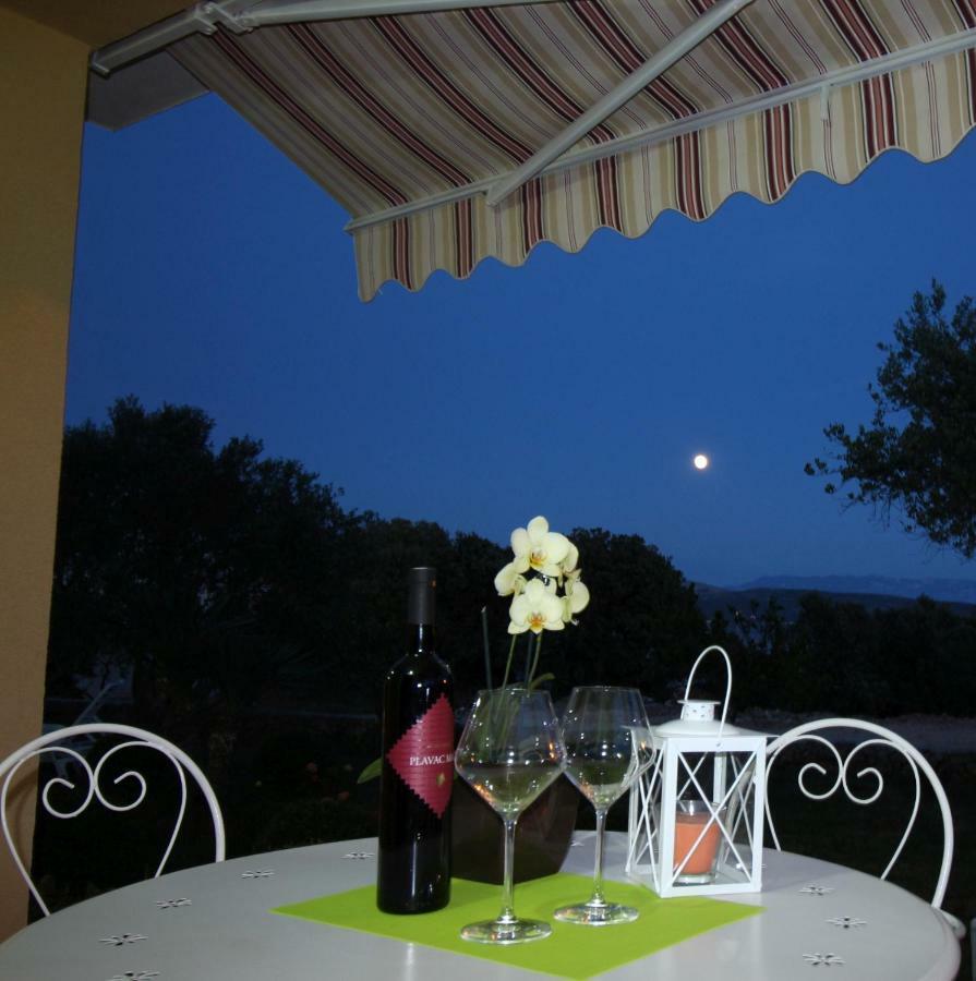 Apartmani Olea Krk Крк Екстер'єр фото